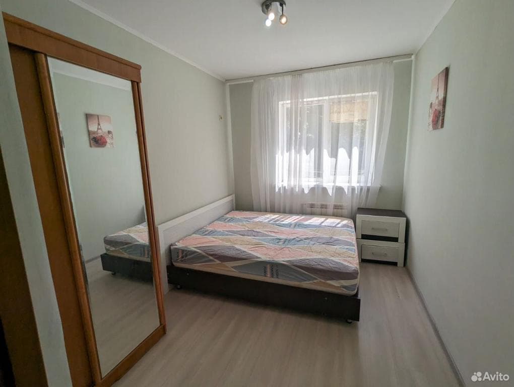 2-к. квартира, 56 м², 1/3 эт.