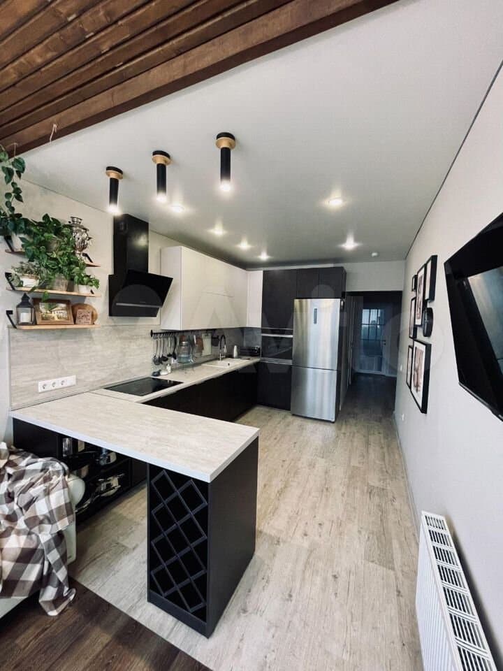 3-к. квартира, 79.5 м², 9/17 эт.