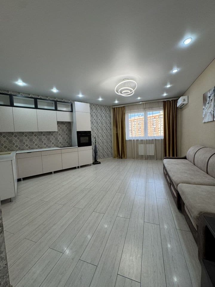 3-к. квартира, 108 м², 12/16 эт.