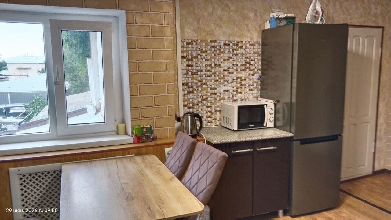 3-к. квартира, 60 м², 2/2 эт.