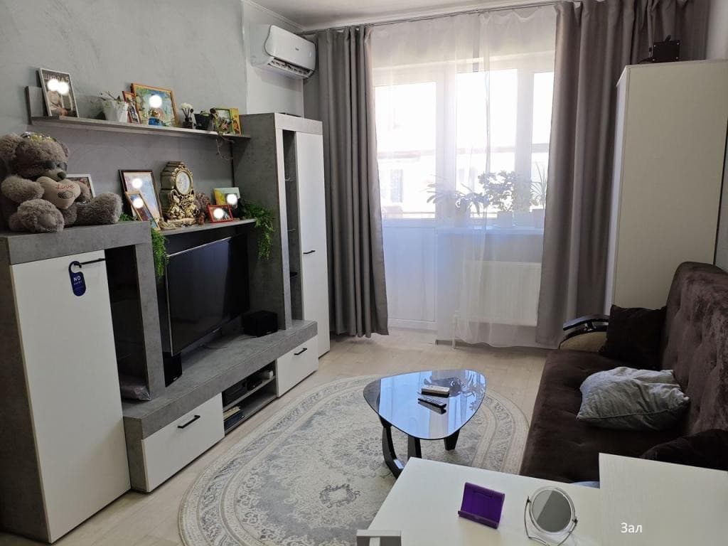 2-к. квартира, 65,4 м², 3/3 эт.