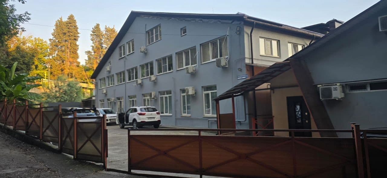 2-к. квартира, 42 м², 2/4 эт.