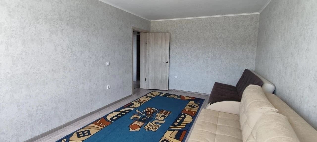 2-к. квартира, 64 м², 8/17 эт.