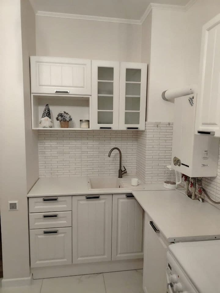 1-к. квартира, 40 м², 2/3 эт.