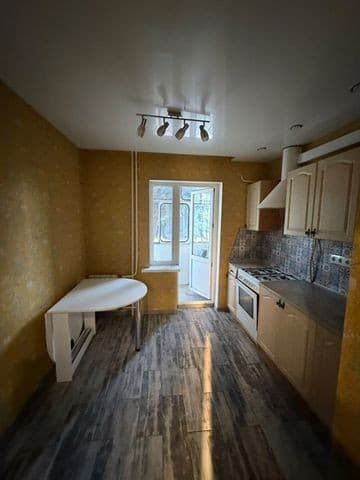 3-к. квартира, 58 м², 1/2 эт.