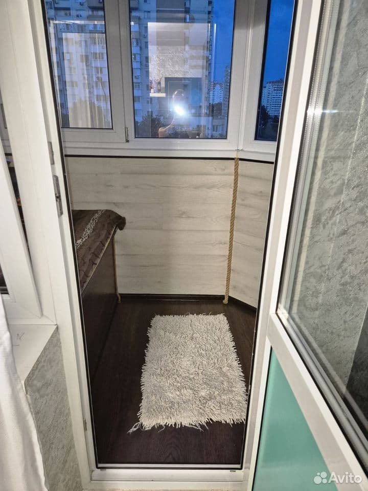 3-к. квартира, 81 м², 3/3 эт.