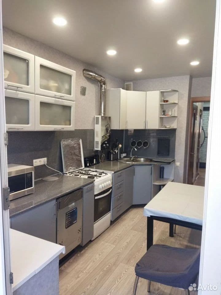 2-к. квартира, 48 м², 2/2 эт.