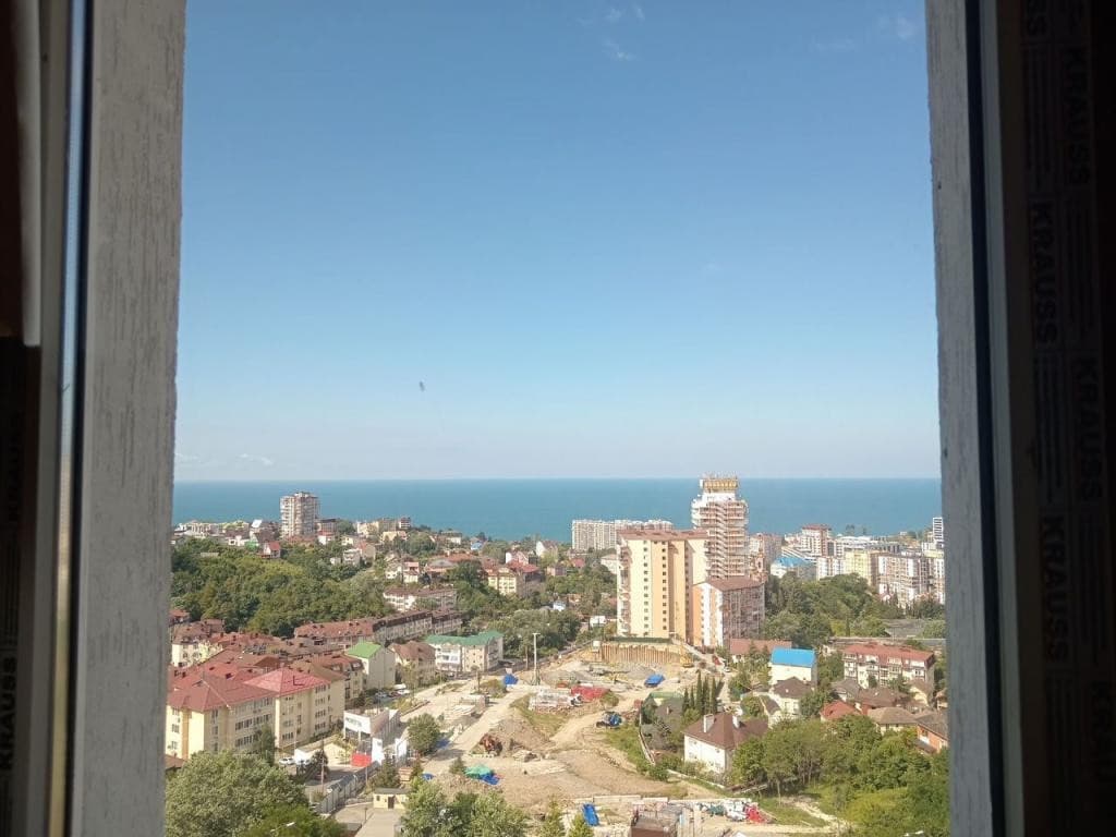 2-к. квартира, 43 м², 8/8 эт.
