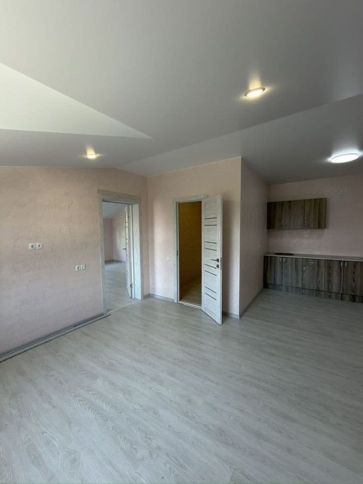 3-к. квартира, 88 м², 2/2 эт.
