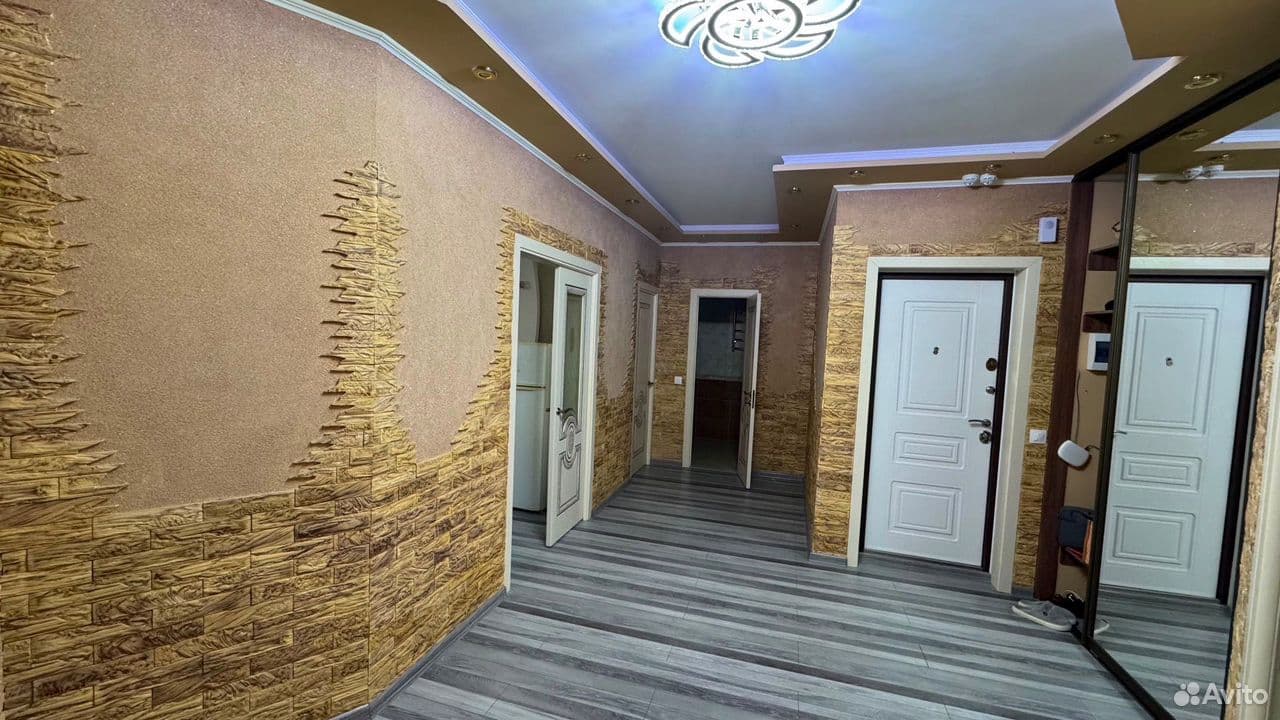 3-к. квартира, 110 м², 6/16 эт.