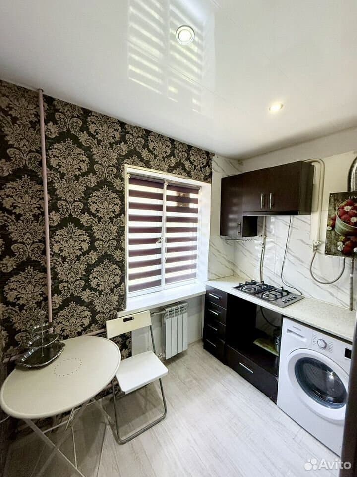 2-к. квартира, 42 м², 2/3 эт.
