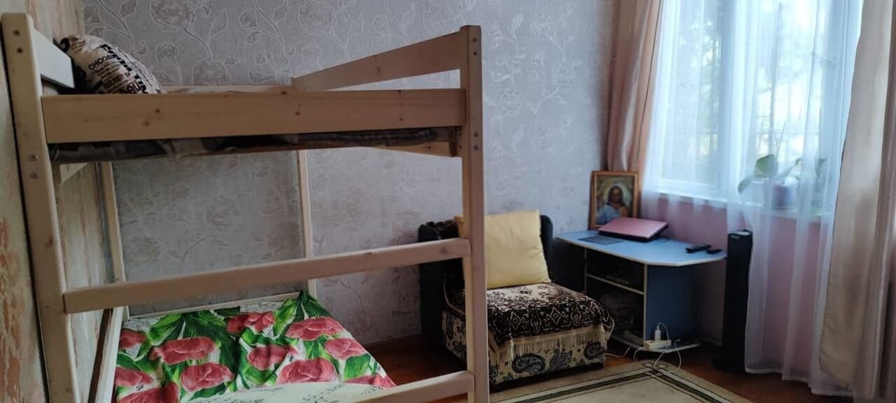2-к. квартира, 46 м², 1/8 эт.
