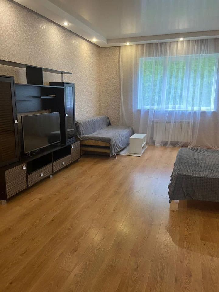 2-к. квартира, 47 м², 3/3 эт.