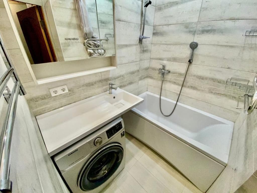 2-к. квартира, 50.4 м², 1/7 эт.