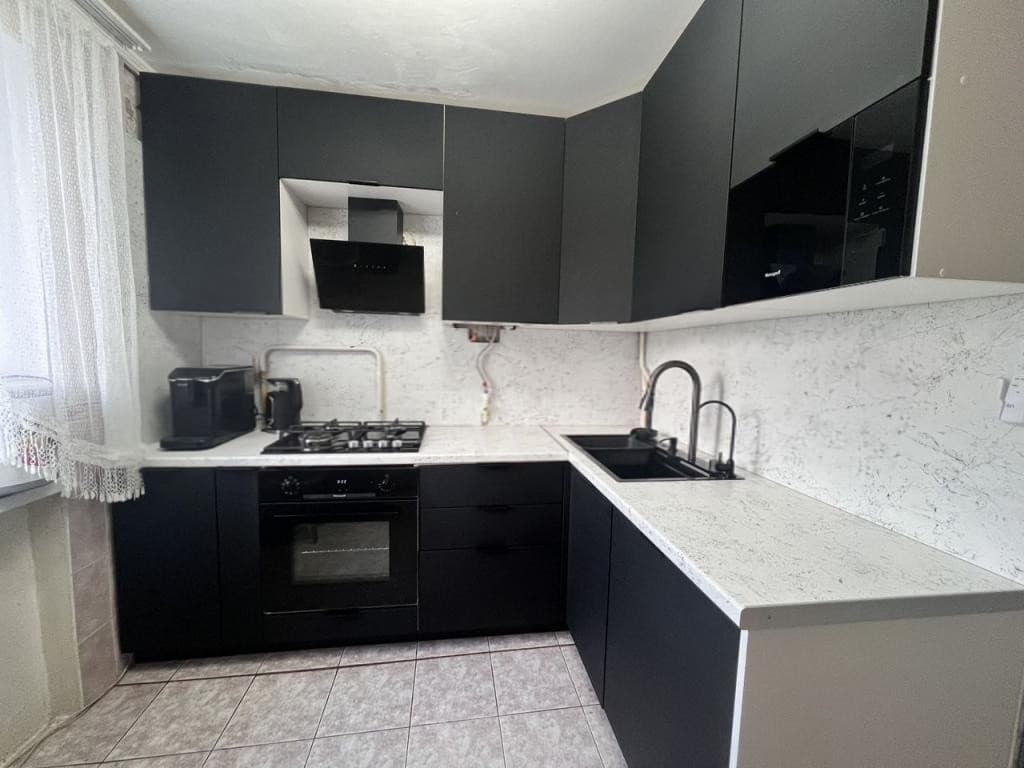 2-к. квартира, 42,5 м², 4/4 эт.