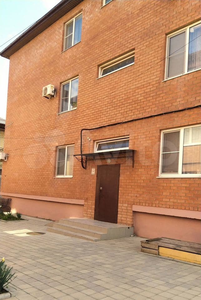 2-к. квартира, 51 м², 3/3 эт.