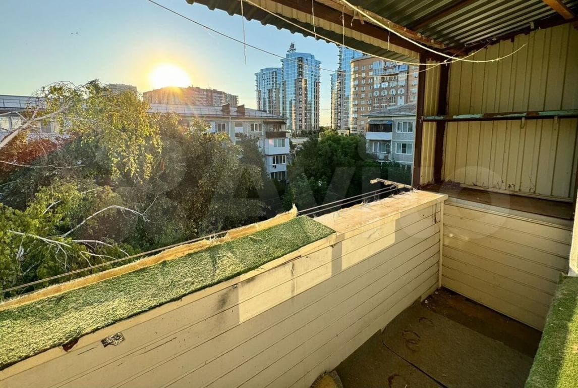 3-к. квартира, 50 м², 5/5 эт.