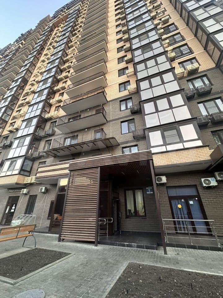 3-к. квартира, 99,8 м², 12/25 эт.