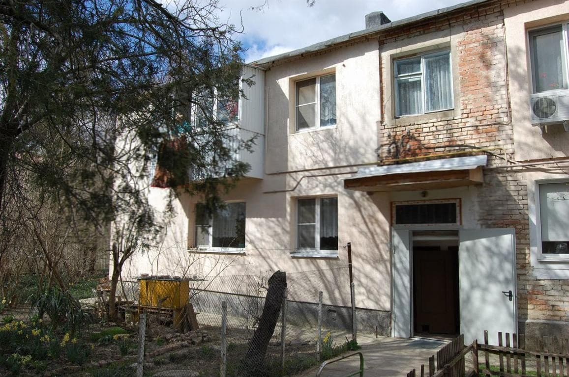 3-к. квартира, 42 м², 2/2 эт.
