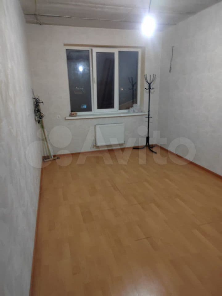 3-к. квартира, 82 м², 5/5 эт.