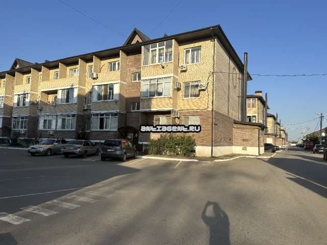 1-к. квартира, 37 м², 3/3 эт.