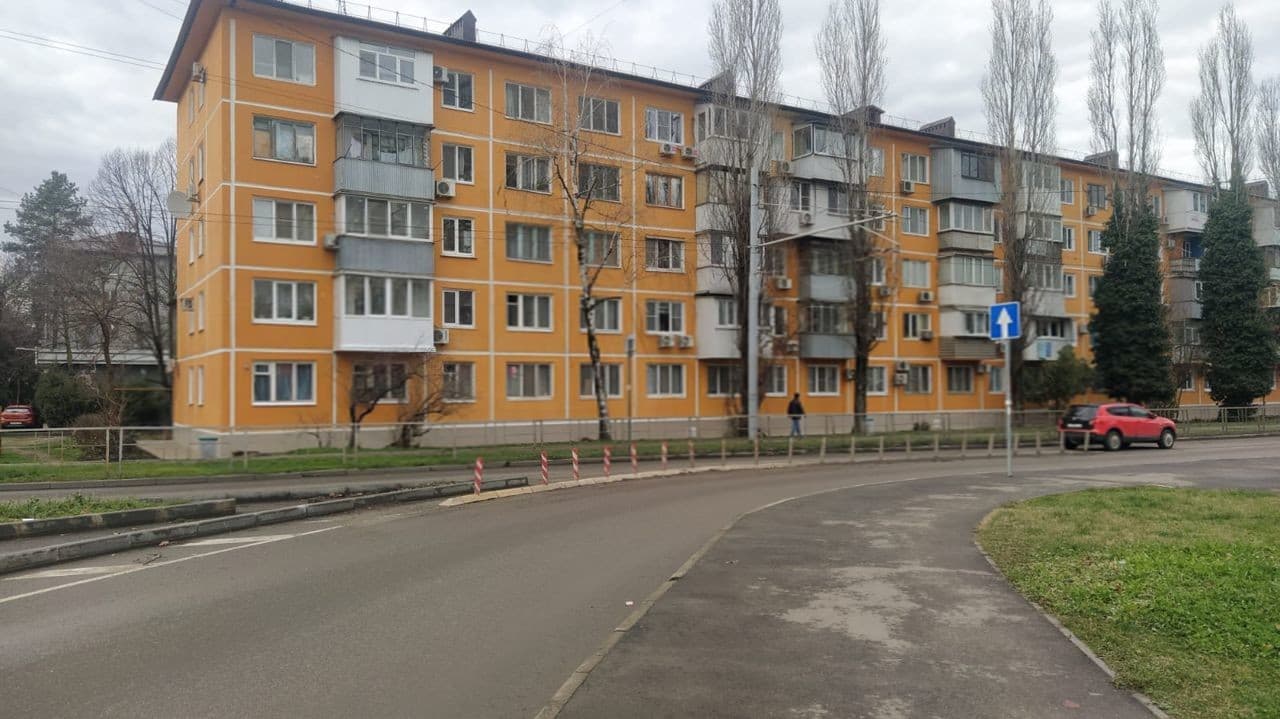 3-к. квартира, 77.8 м², 1/5 эт.
