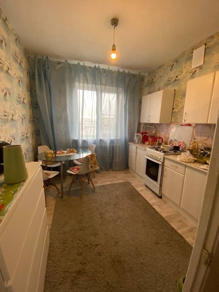 4-к. квартира, 87.1 м², 5/5 эт.