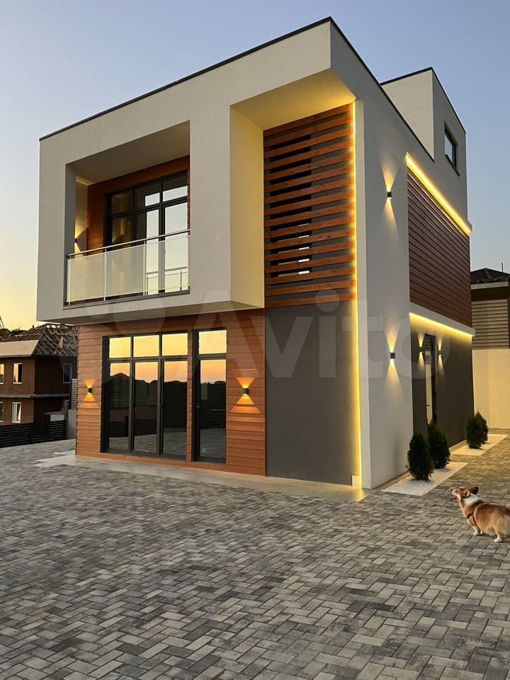 3-к. квартира, 177 м²