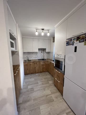 3-к. квартира, 54 м², 4/5 эт.