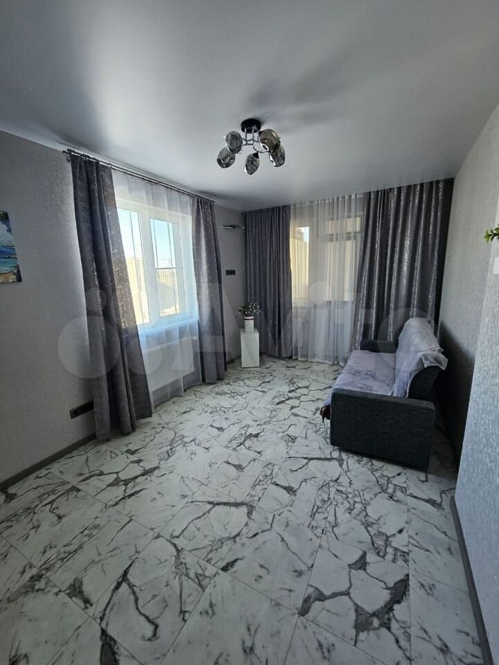 2-к. квартира, 64 м², 13/16 эт.