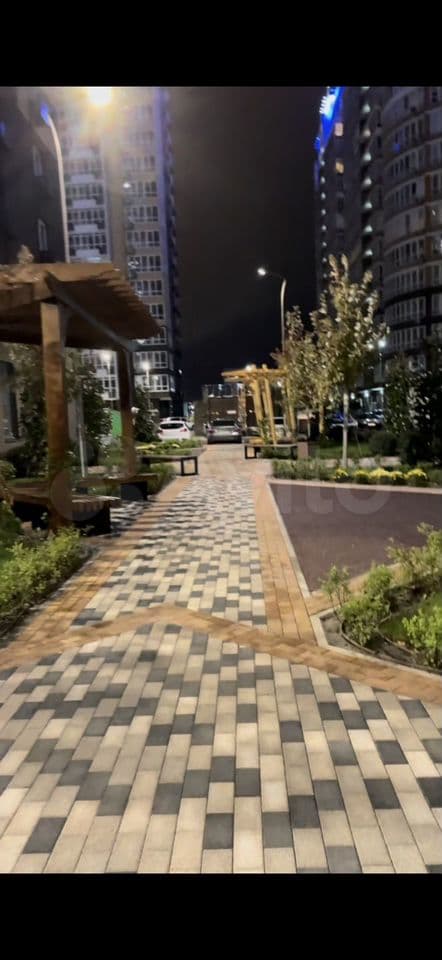 2-к. квартира, 78.8 м², 20/25 эт.