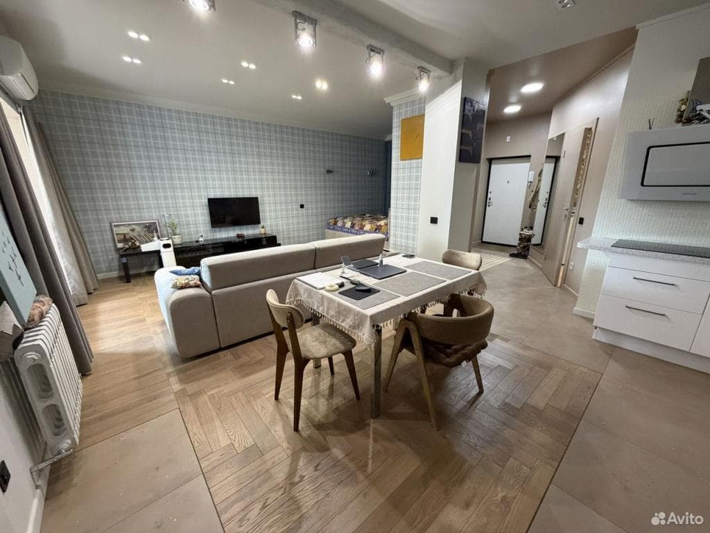 1-к. квартира, 50.5 м², 12/17 эт.