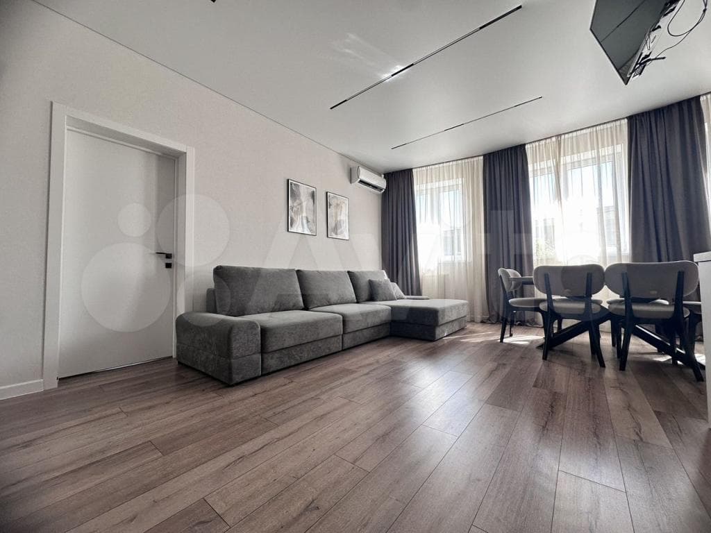 3-к. квартира, 78,4 м², 1/19 эт.