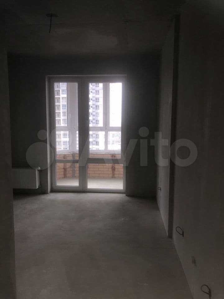 1-к. квартира, 40 м², 8/24 эт.