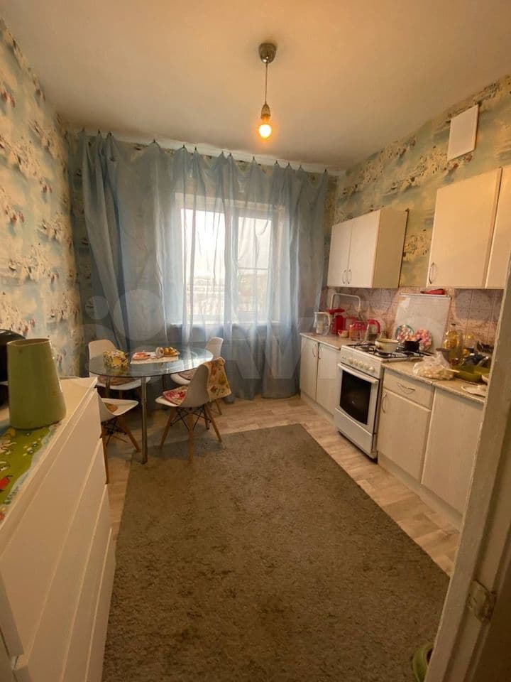 4-к. квартира, 87.1 м², 5/5 эт.