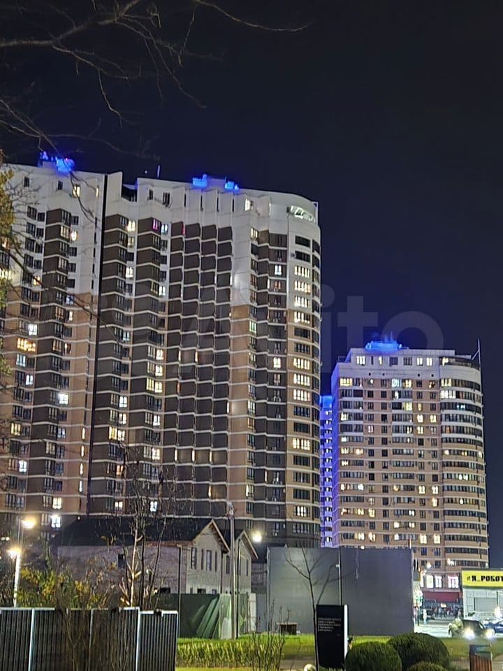 3-к. квартира, 99 м², 14/25 эт.