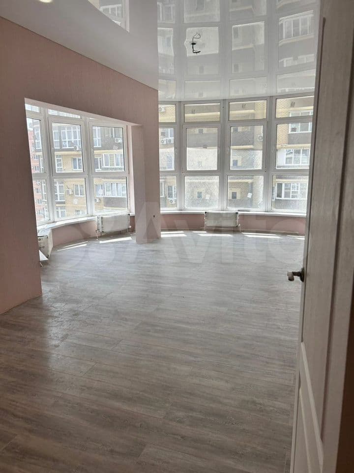 3-к. квартира, 80 м², 15/20 эт.