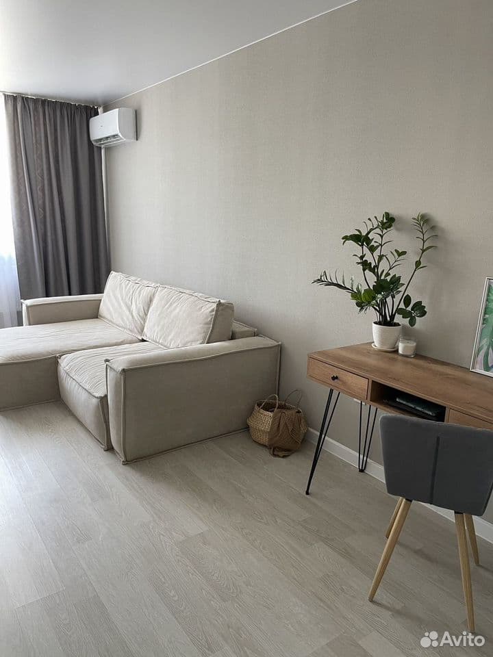 1-к. квартира, 41.9 м², 21/25 эт.