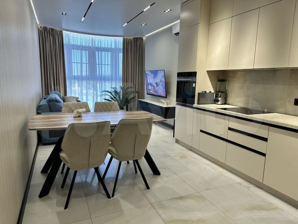 3-к. квартира, 105.7 м², 6/24 эт.