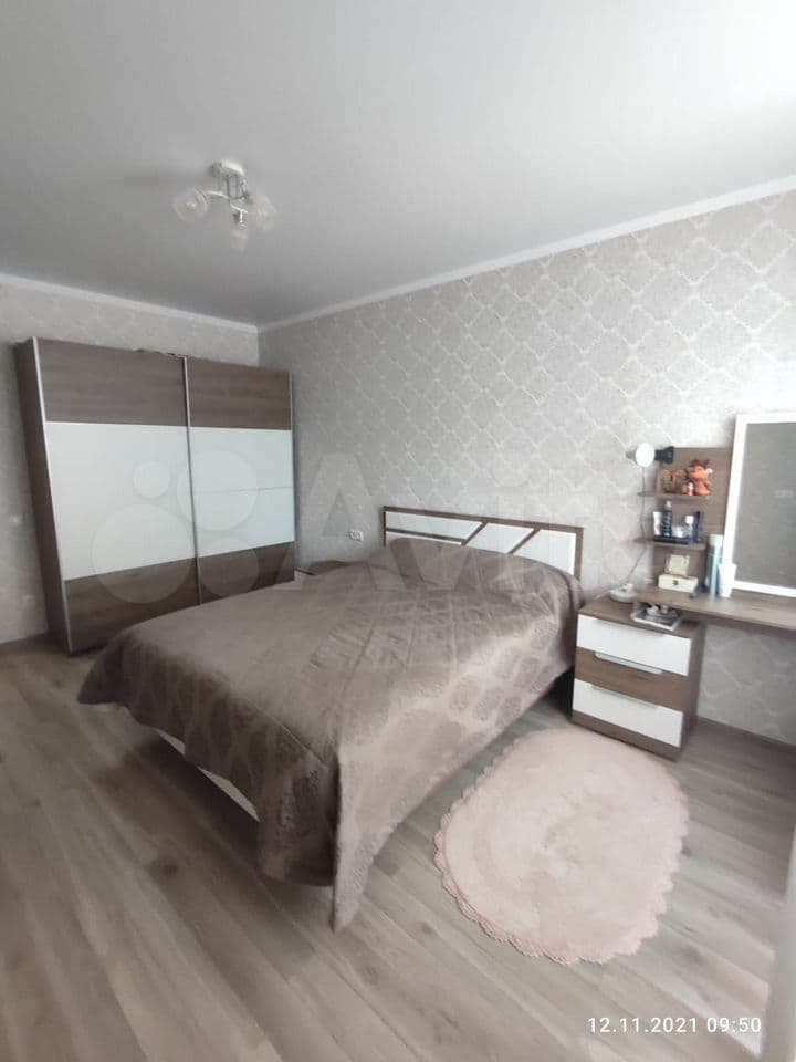 2-к. квартира, 76 м², 12/17 эт.
