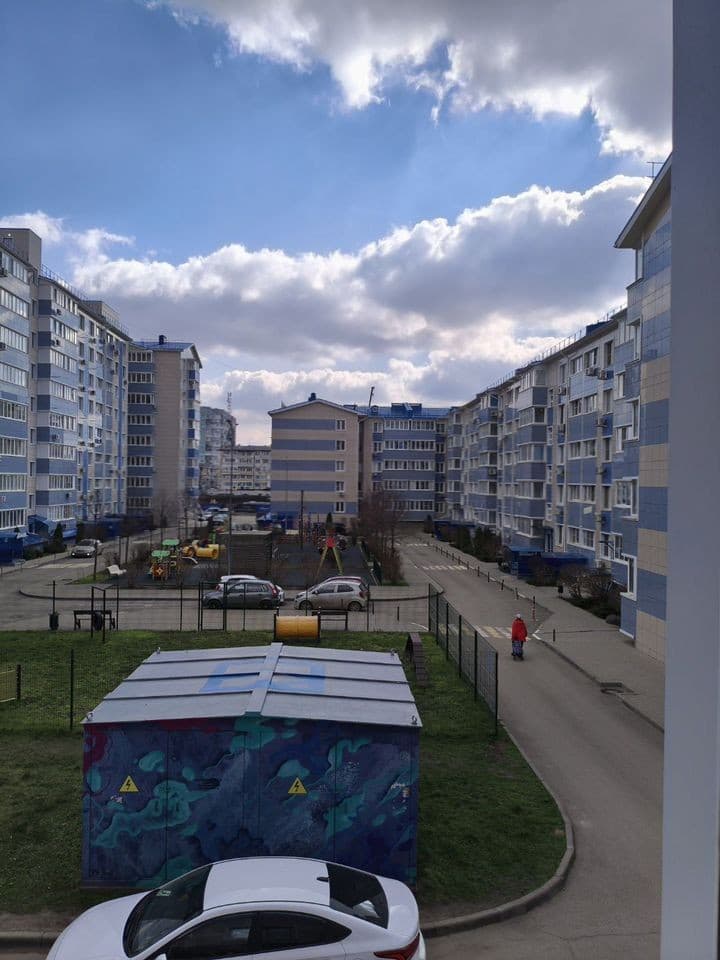 2-к. квартира, 56.2 м², 2/5 эт.