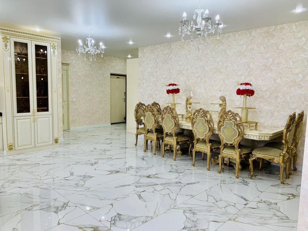 3-к. квартира, 84 м², 10/24 эт.