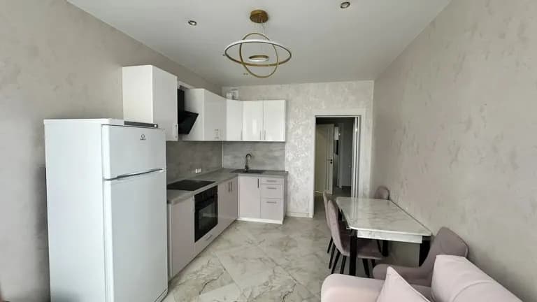 1-к. квартира, 42 м², 3/19 эт.
