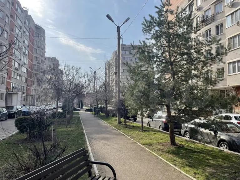 2-к. квартира, 73,2 м², 6/6 эт.
