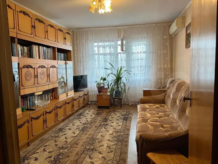 3-к. квартира, 71 м², 4/9 эт.