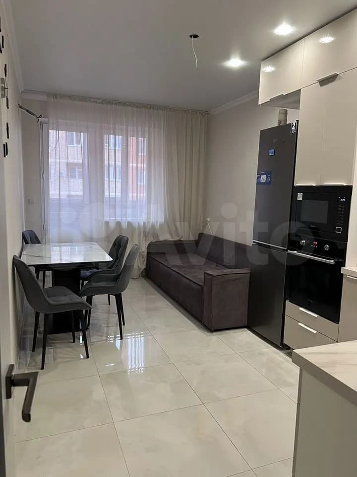 2-к. квартира, 60,5 м², 14/19 эт.
