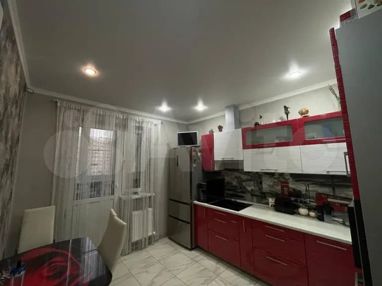 2-к. квартира, 58 м², 4/16 эт.